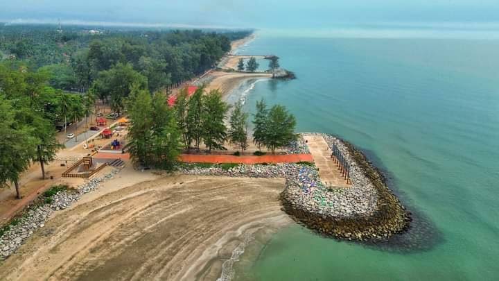 Gambar galeri Pantai Irama