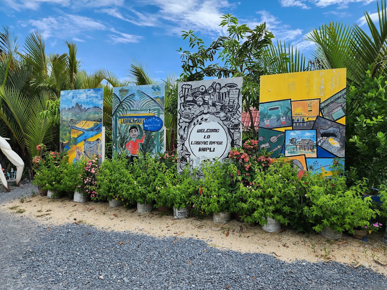 Gambar galeri Ladang Nipah Kipli