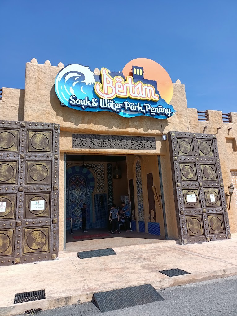 Gambar galeri Bertam Souk & Water Park