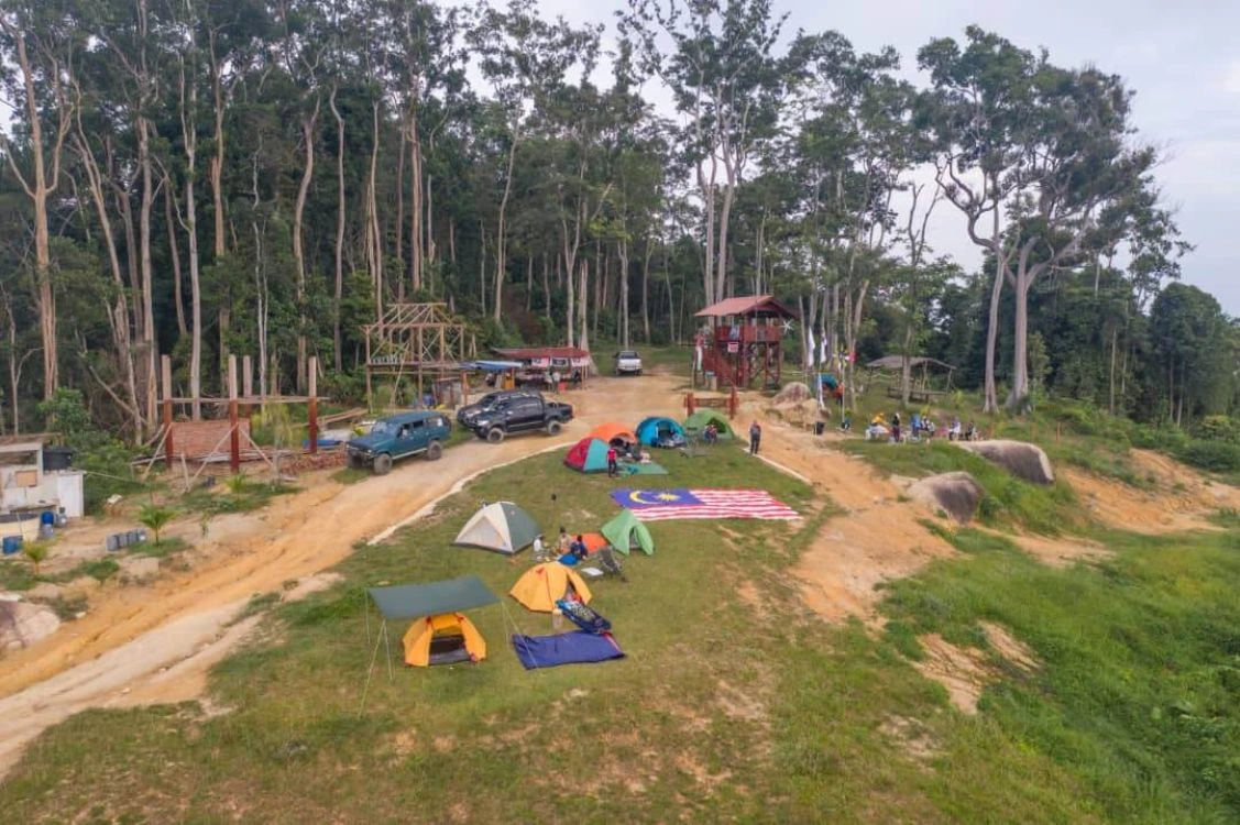 Gambar Puncak Bukit Maras