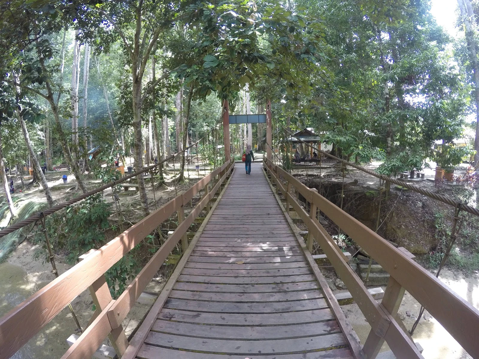 Lata Belatan Waterfall — galeri 1