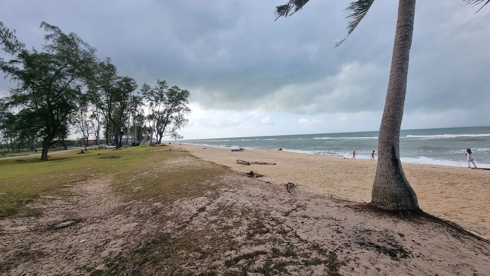 Gambar Pantai Bari