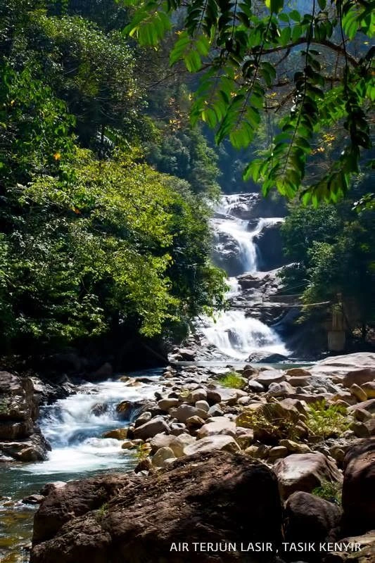 Gambar Airterjun Lasir Waterfall