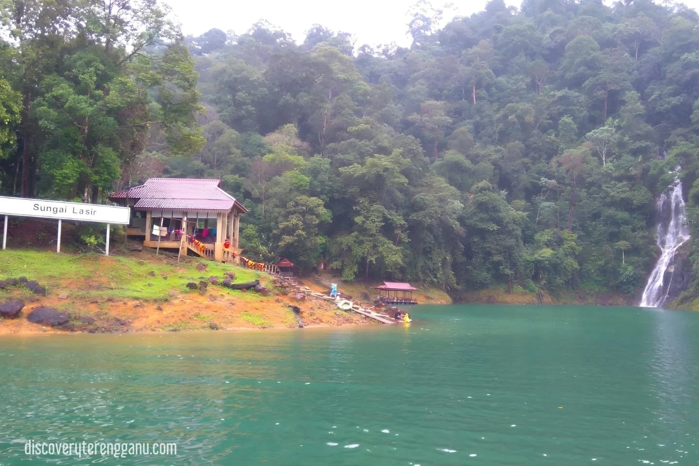 Airterjun Lasir Waterfall — galeri 3