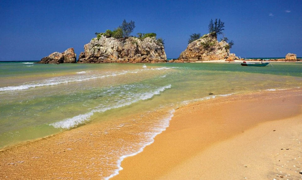 Pantai Kemasik (Kemasik Beach) — galeri 2