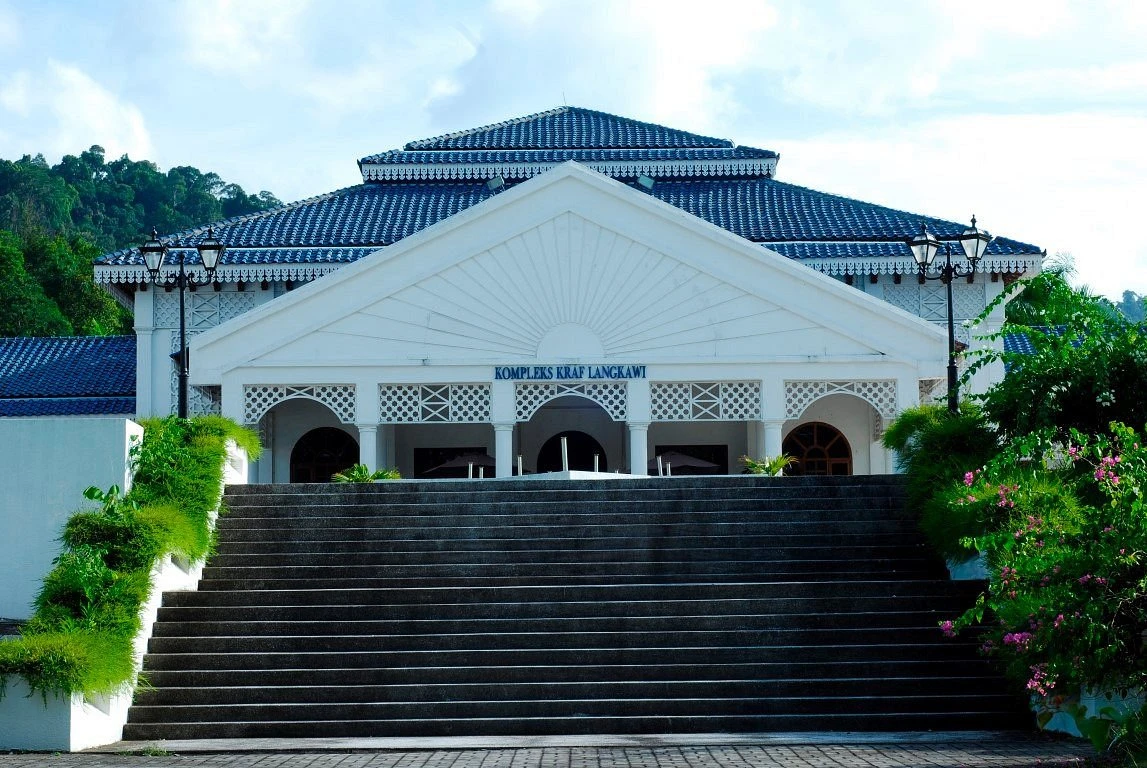 Langkawi Craft Complex (Kompleks Kraf Langkawi) — galeri 3
