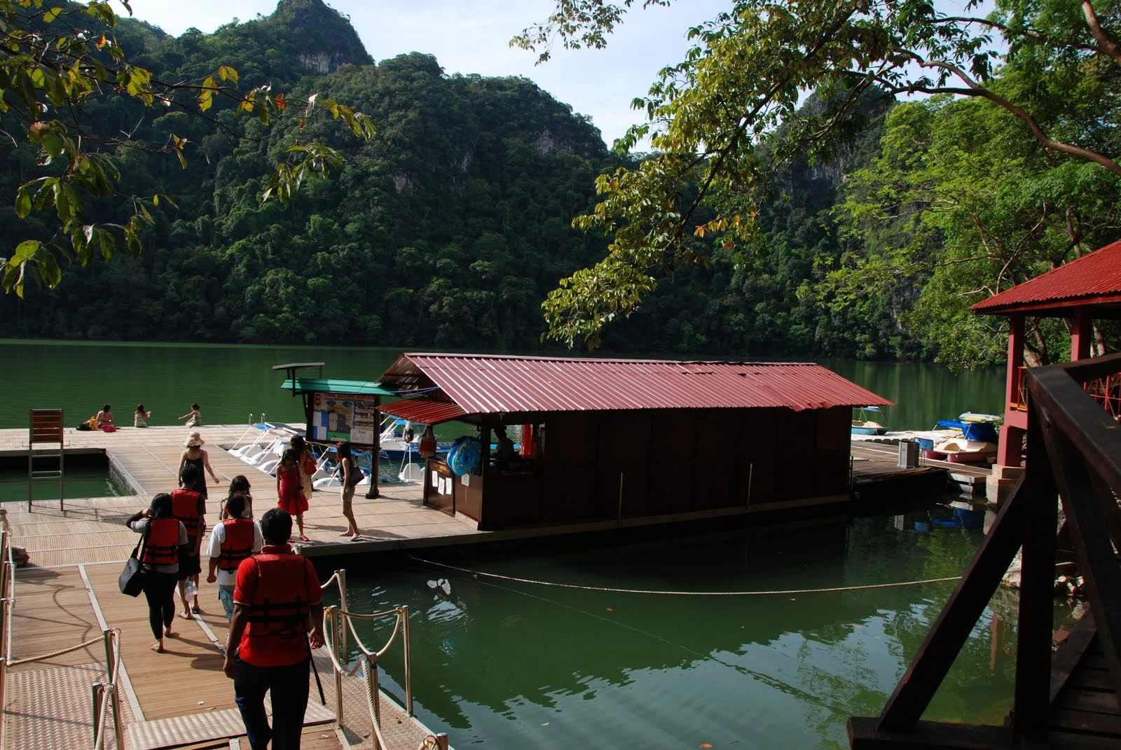 Dayang Bunting Lake (Tasik Dayang Bunting) — galeri 3