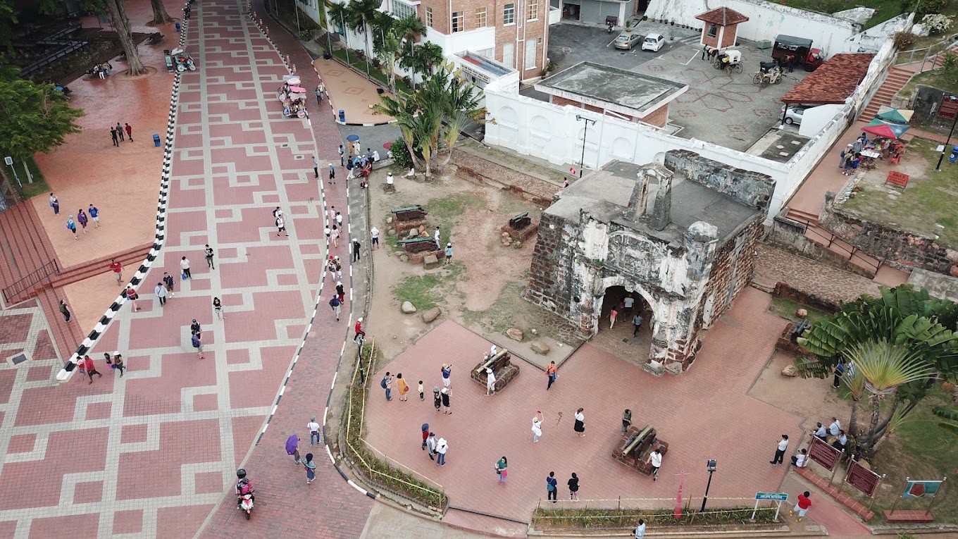 Gambar galeri A Famosa (Porta de Santiago)