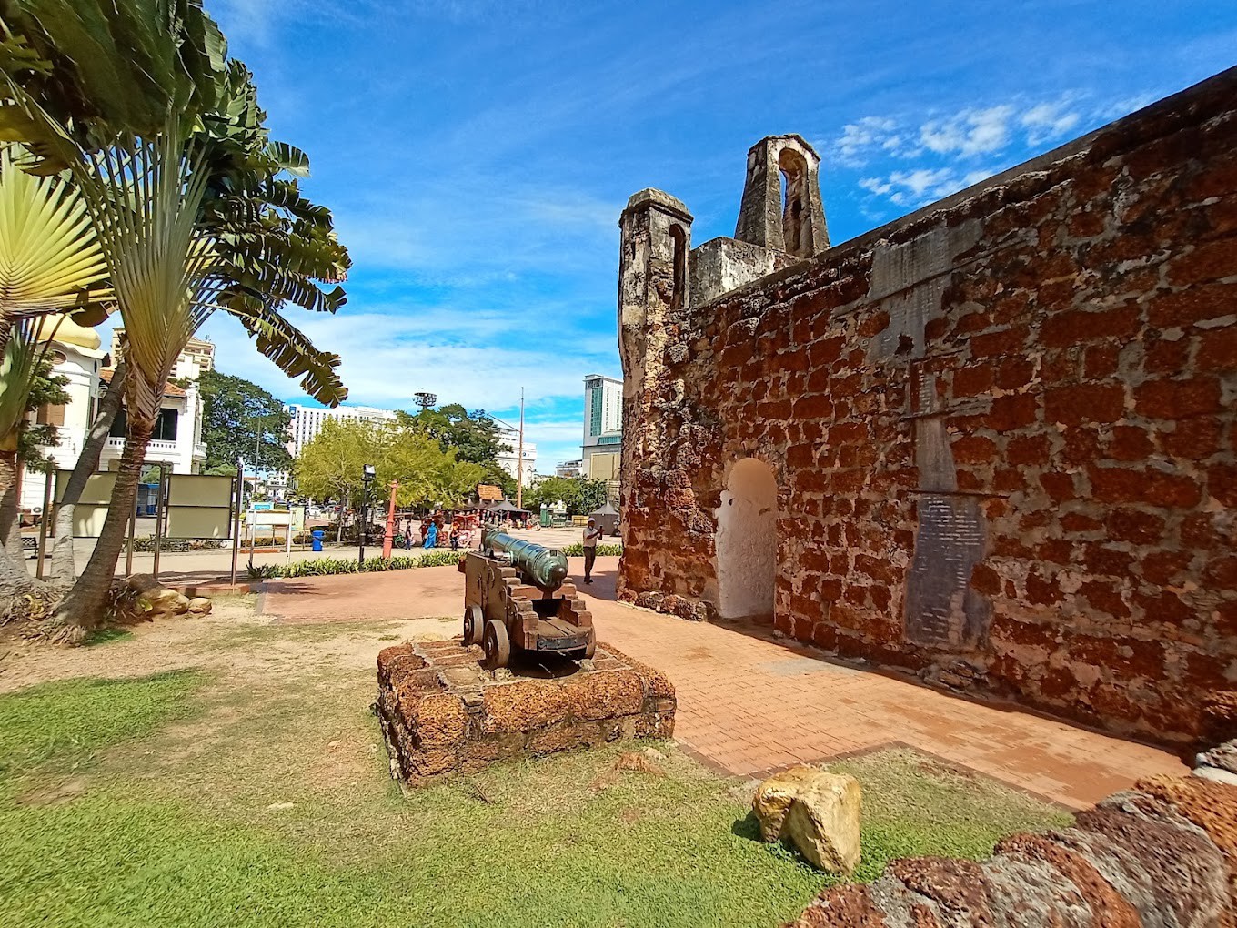 Gambar galeri A Famosa (Porta de Santiago)