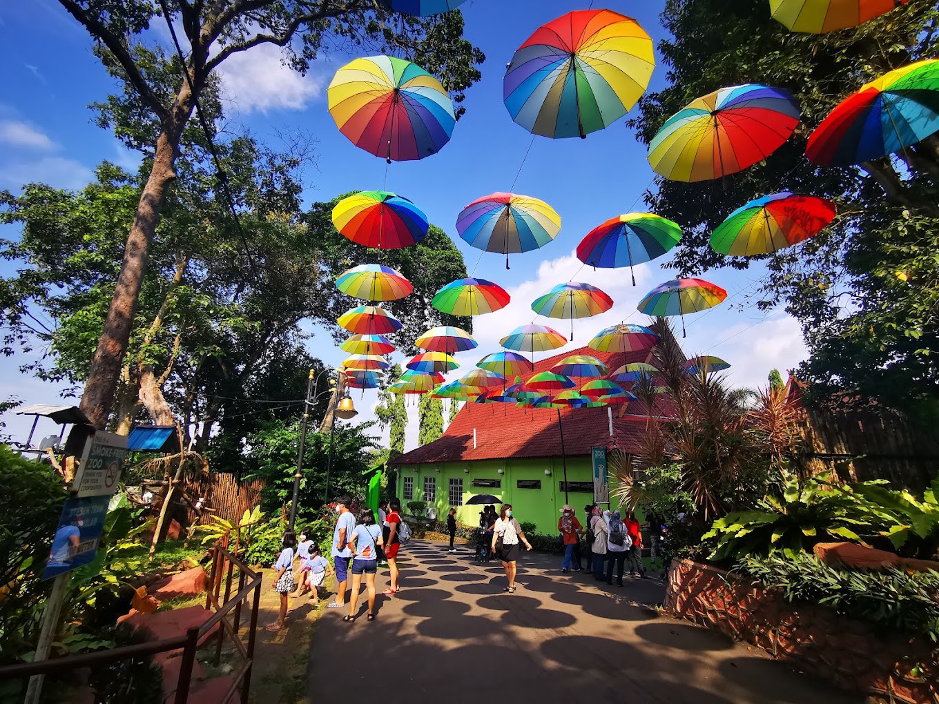 Gambar galeri Zoo Melaka