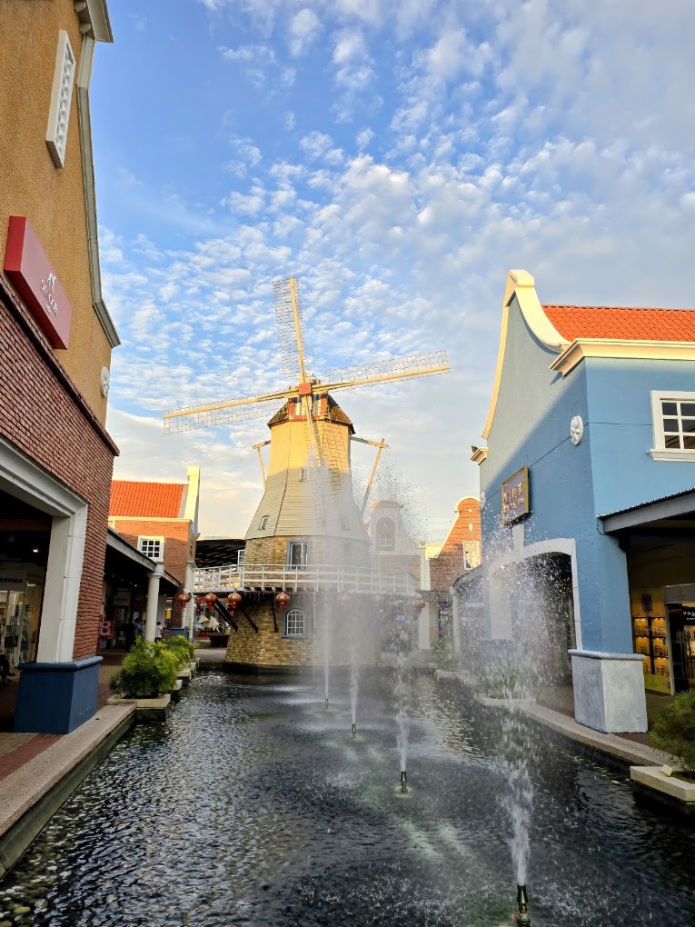 Gambar galeri Freeport A'Famosa Outlet