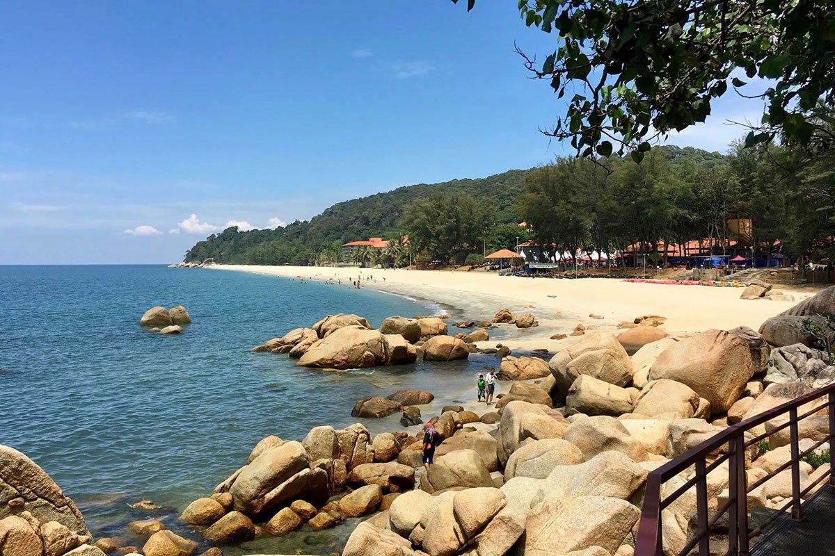 Pantai Teluk Cempedak — galeri 3