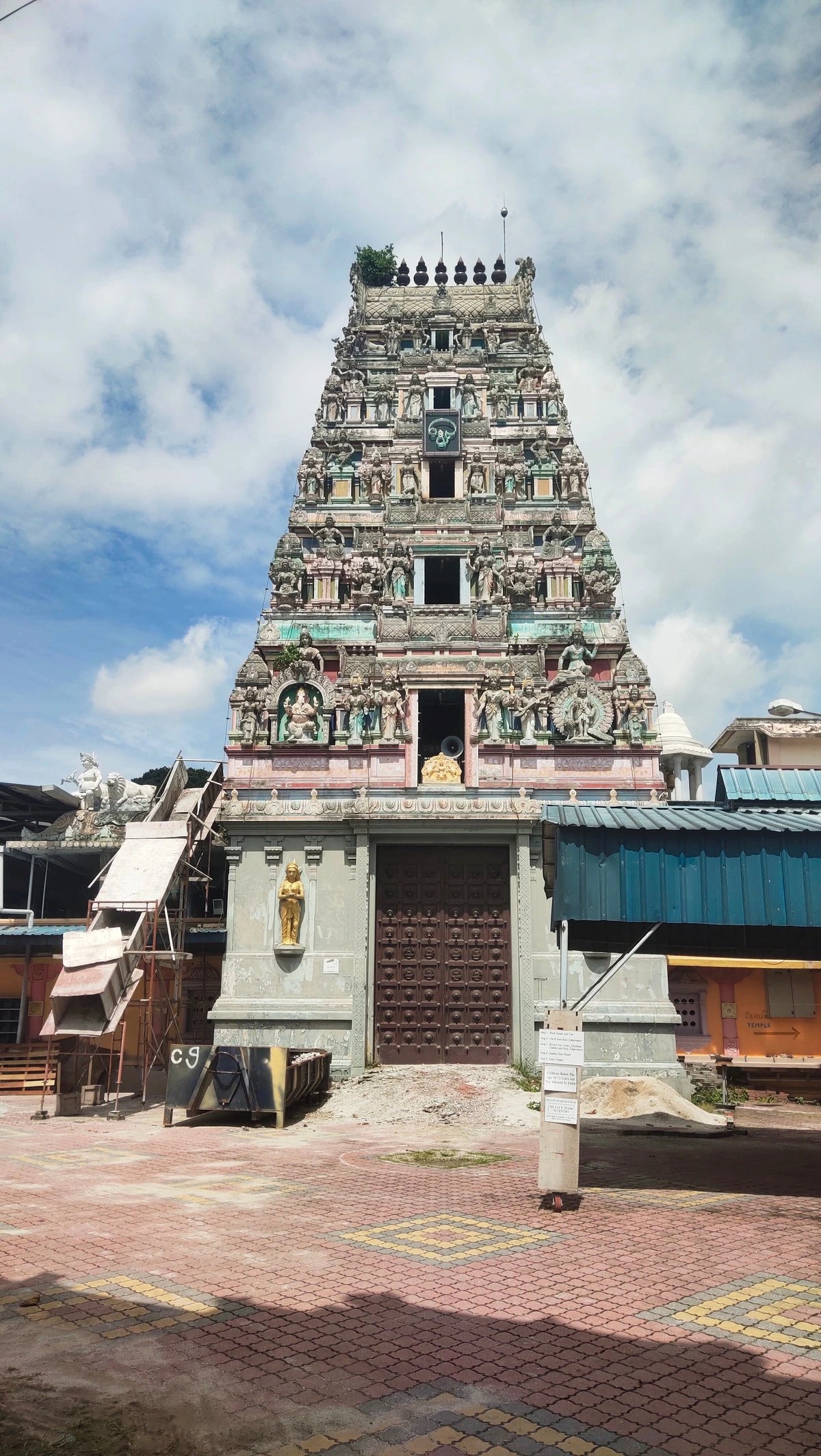 Gambar Kuil Sri Nagara Thendayuthapani