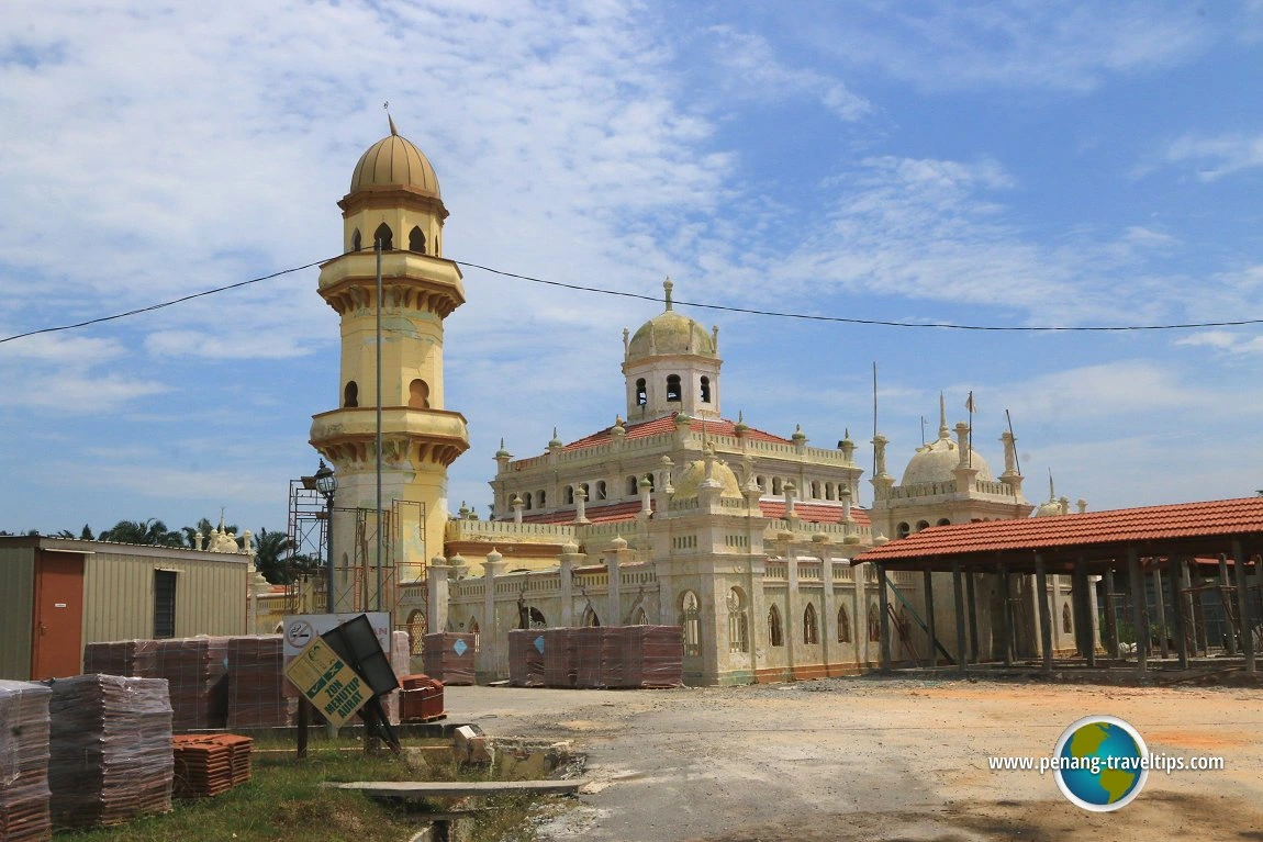 Gambar Masjid Sultan Alaeddin