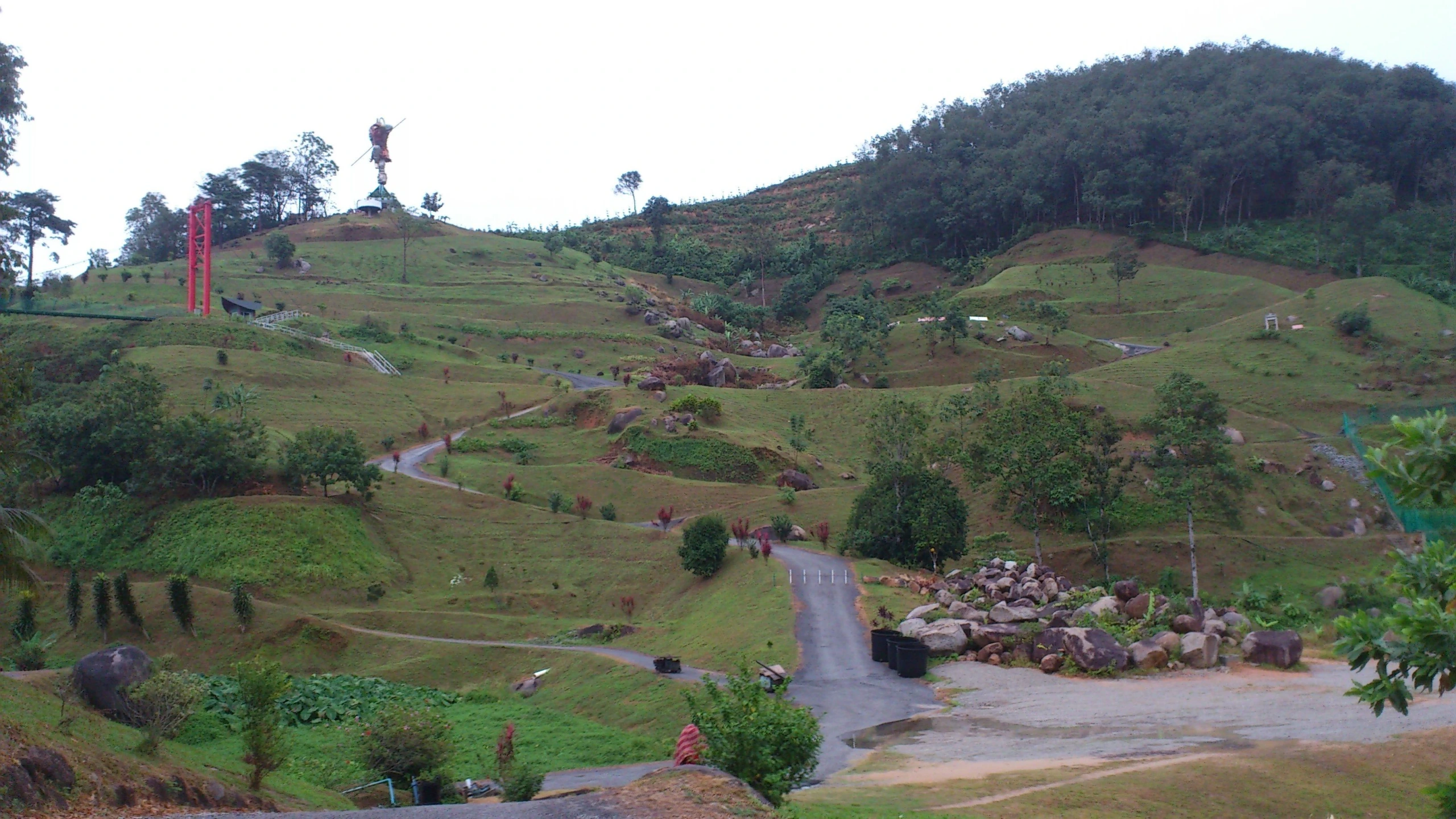 Gambar Broga Hill