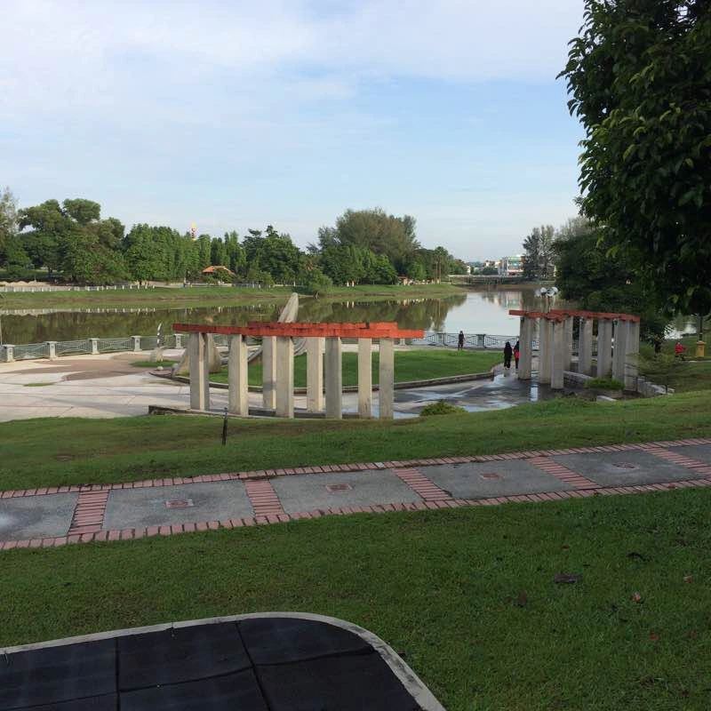 Gambar Taman Tasik Cempaka
