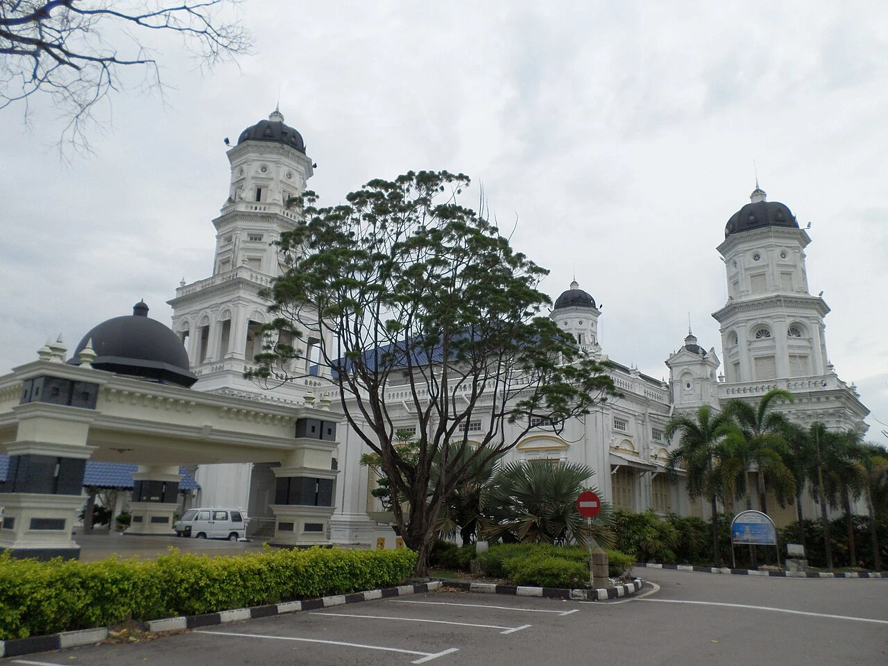 Masjid Negeri Sultan Abu Bakar — galeri 4