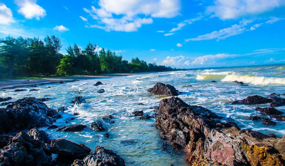 Pantai Batu Layar — galeri 3