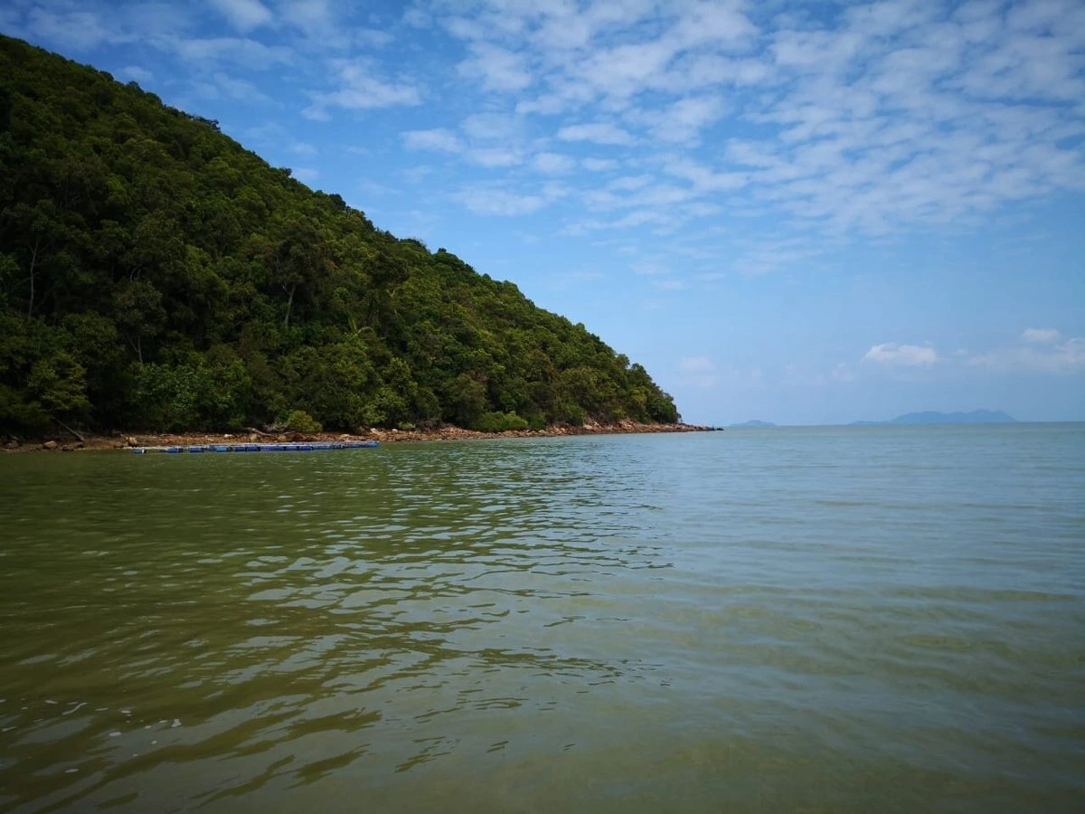 Gambar Pantai Teluk Buih