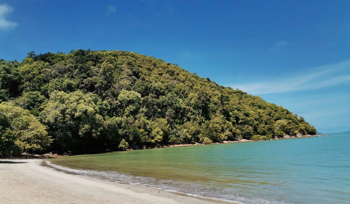 Pantai Teluk Buih — galeri 3