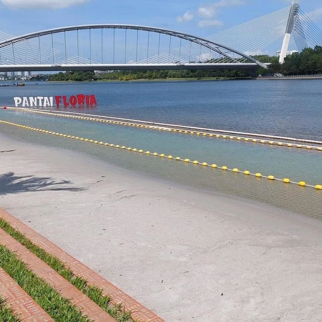Pantai Floria — galeri 3