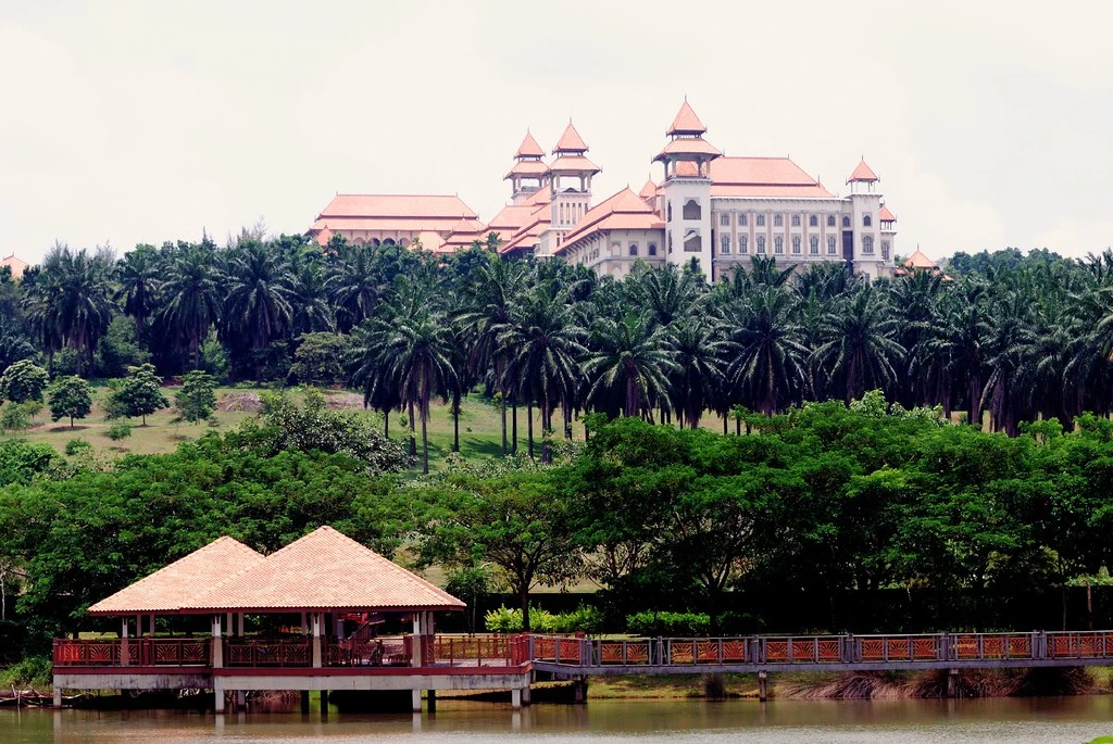 Istana Kehakiman — galeri 2