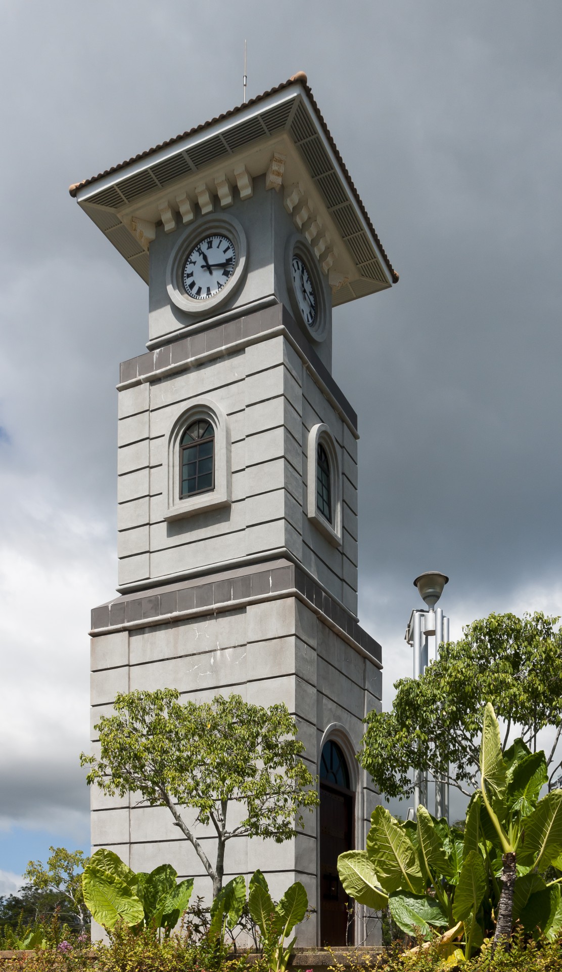 Menara Jam Labuan — galeri 2