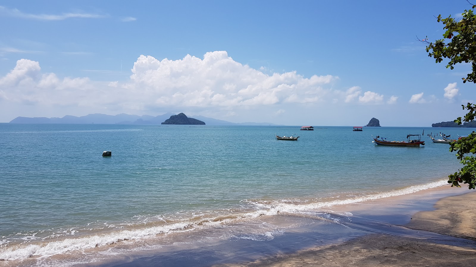 Pantai Pancur Hitam — galeri 4