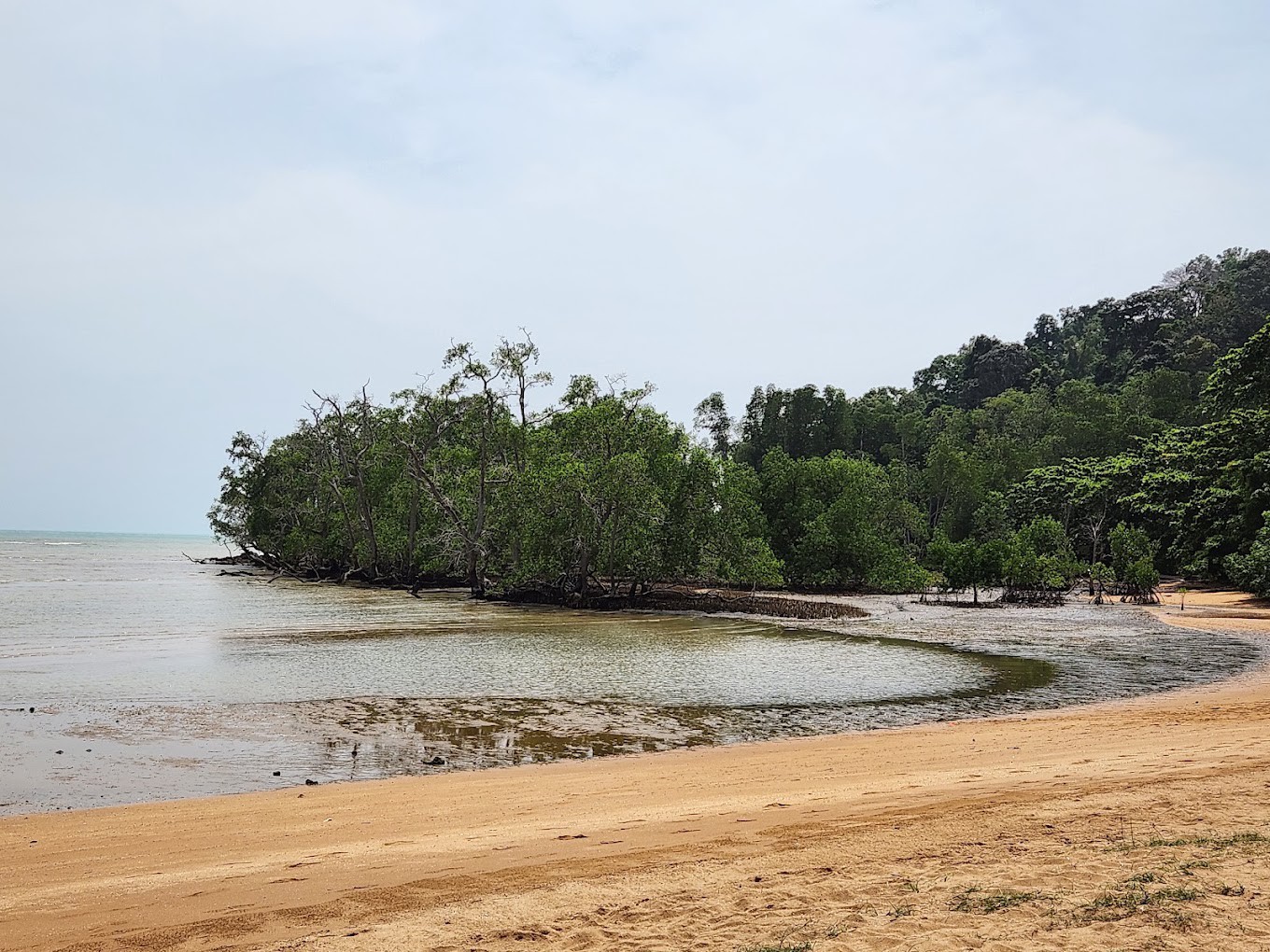 Gambar galeri Pantai Cermin Port Dickson