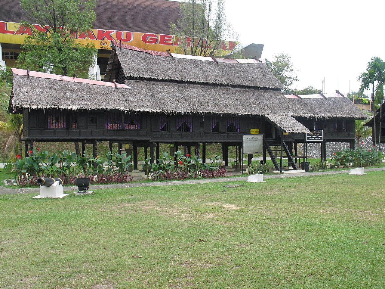 Istana Ampang Tinggi — galeri 2
